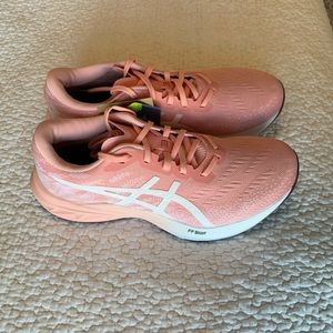 ASICS Dynablast 3 NWT 7.5